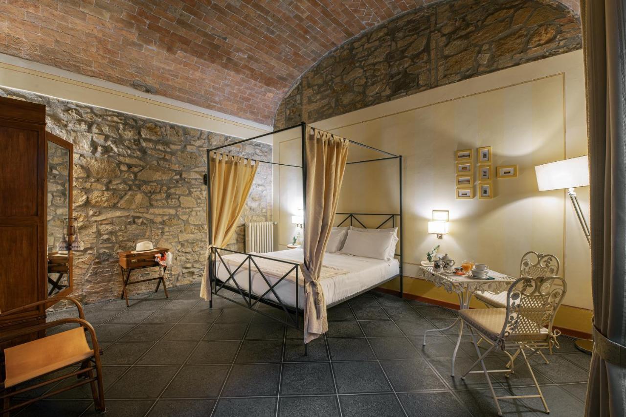 Porta Castellana B&B - Apartment Монтальчино Экстерьер фото
